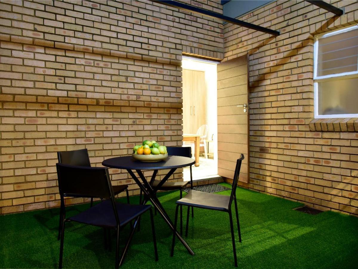 Five O'clock Zen Boutique Guest House Centurion Extérieur photo