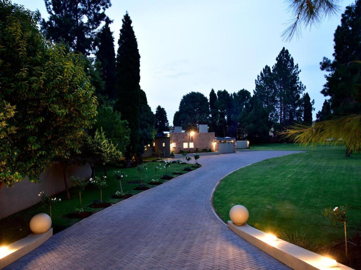 Five O'clock Zen Boutique Guest House Centurion Extérieur photo